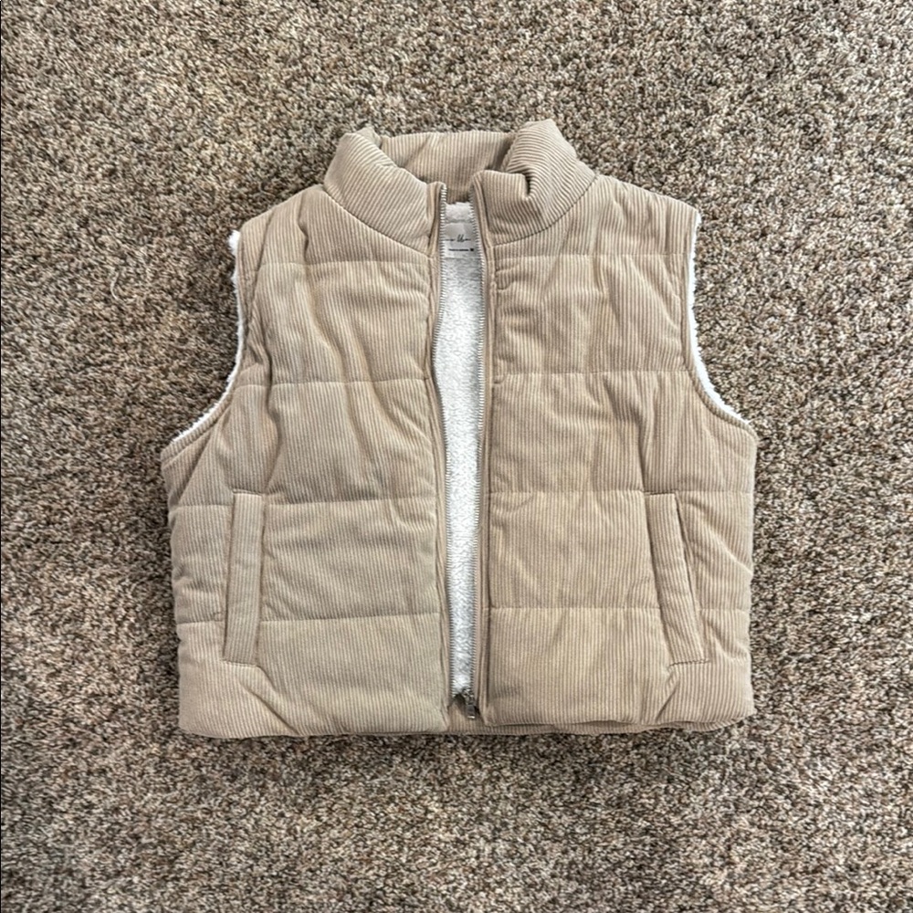 Active USA Tan Quilted Puffer Vest